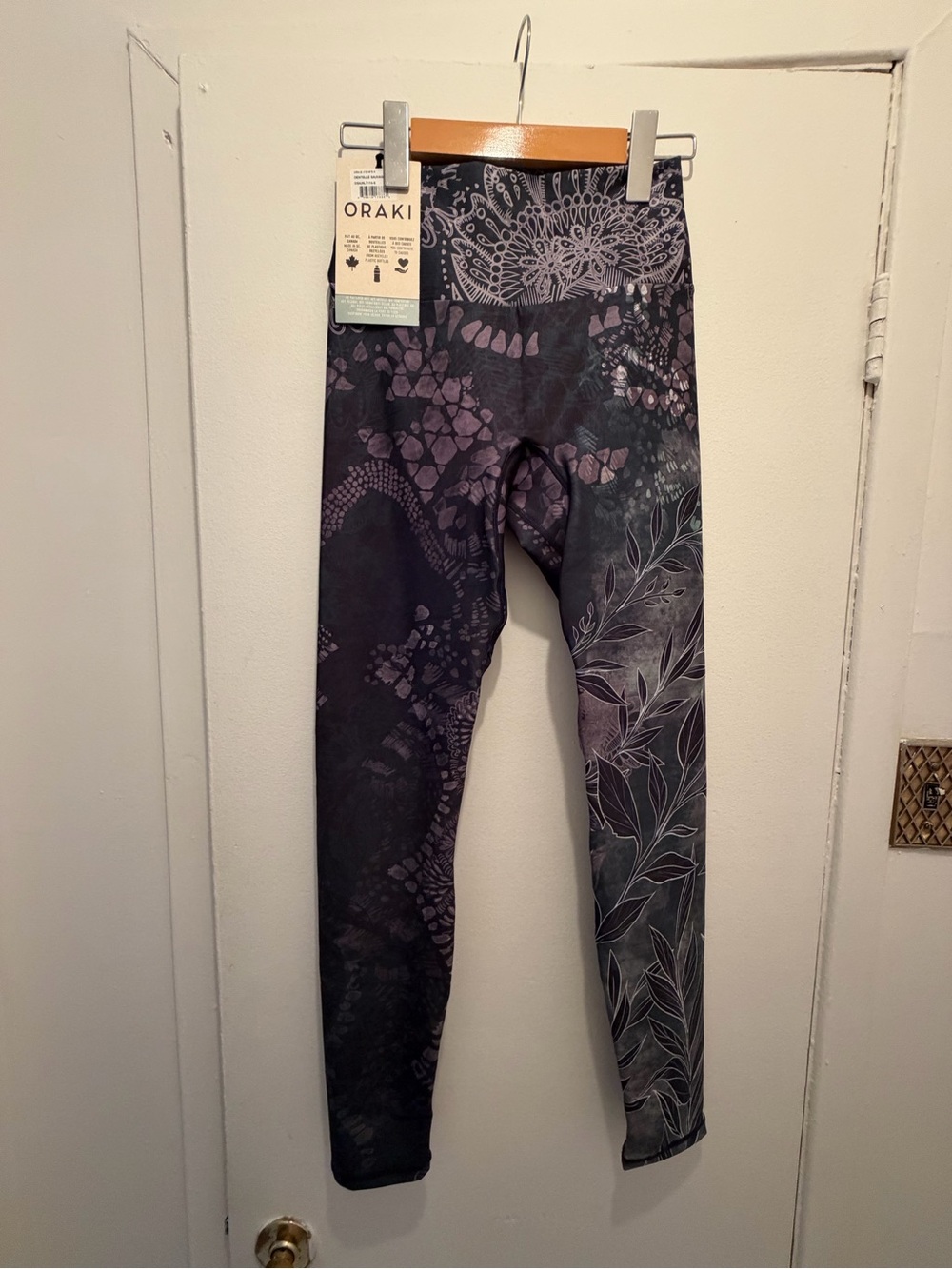 High-Waist Green Printed Performance Leggings